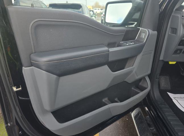 Used 2022 Ford F150 XLT w/ Equipment Group 302A High image 13