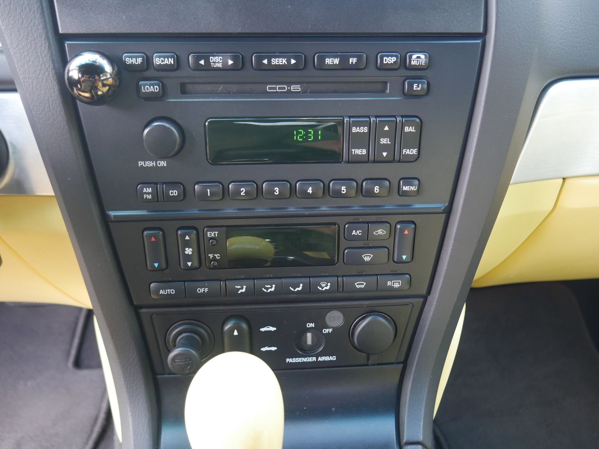 Used 2002 Ford Thunderbird RWD image 58