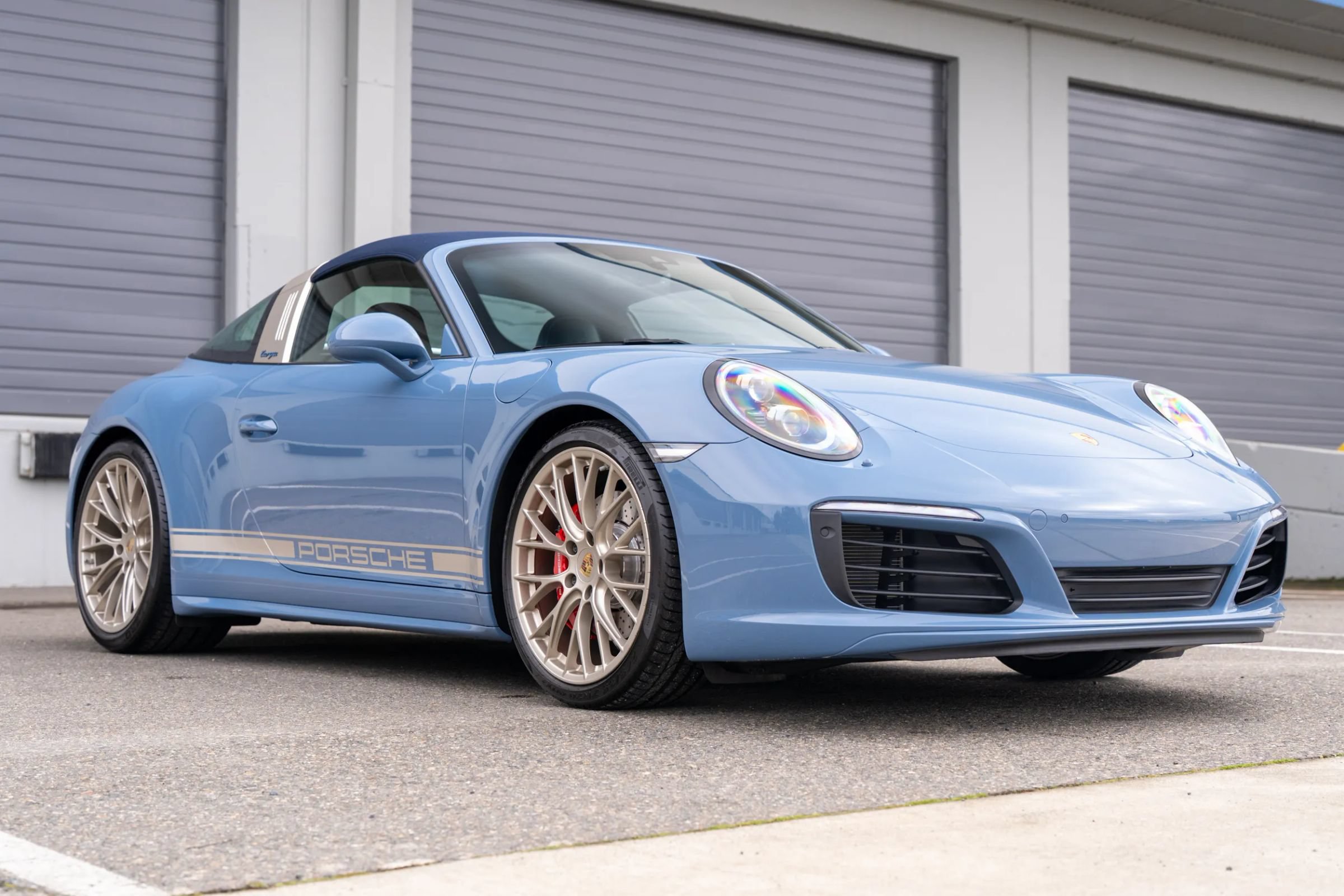 Used 2017 Porsche 911 Targa 4S AWD/4WD image 37