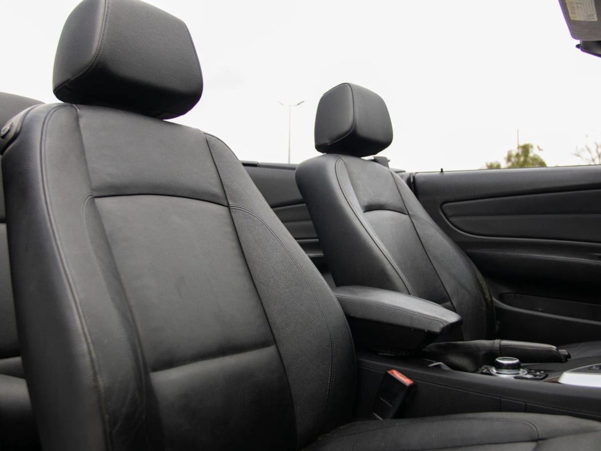 Used 2012 BMW 135i Convertible RWD image 29