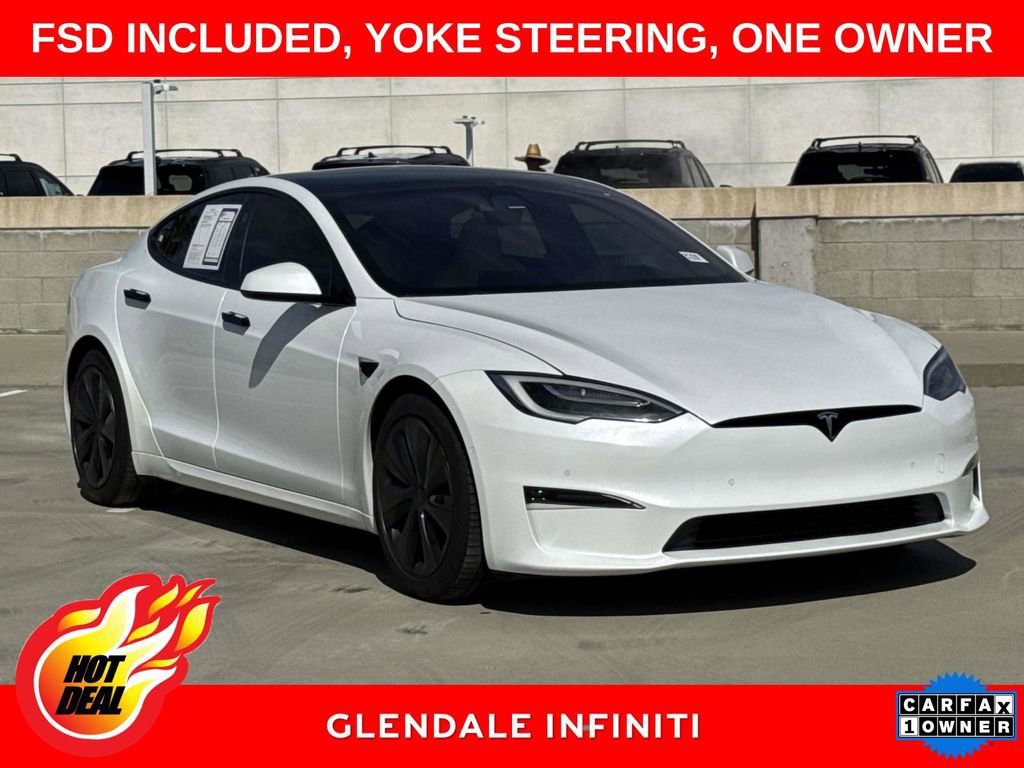 Used 2021 Tesla Model S Plaid image 1