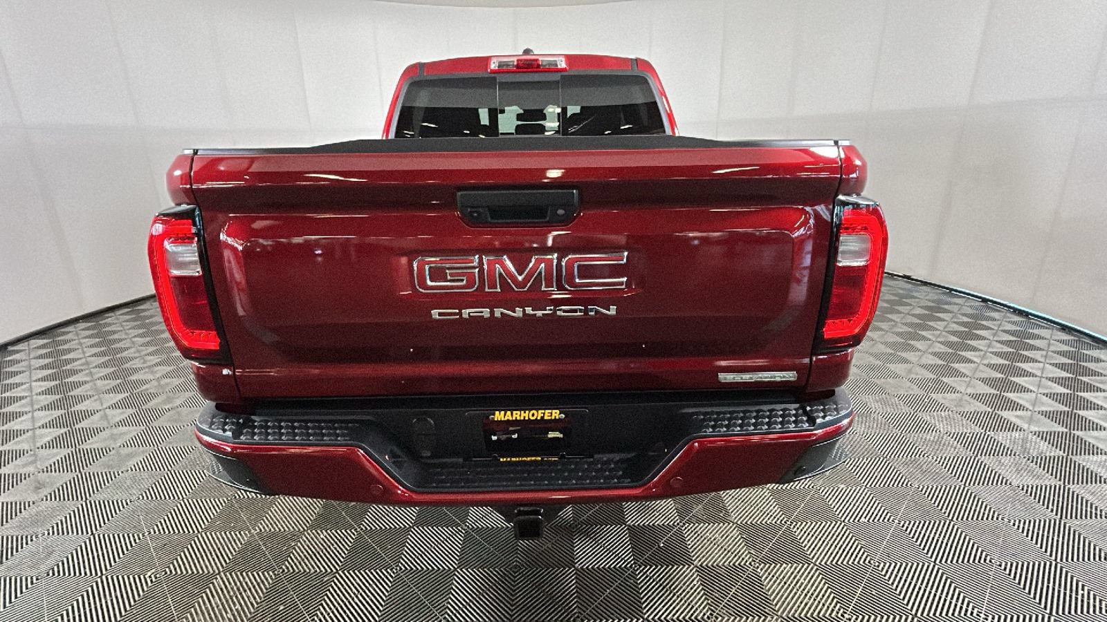 Used 2024 GMC Canyon Elevation w/ Convenience Package AWD/4WD video 4