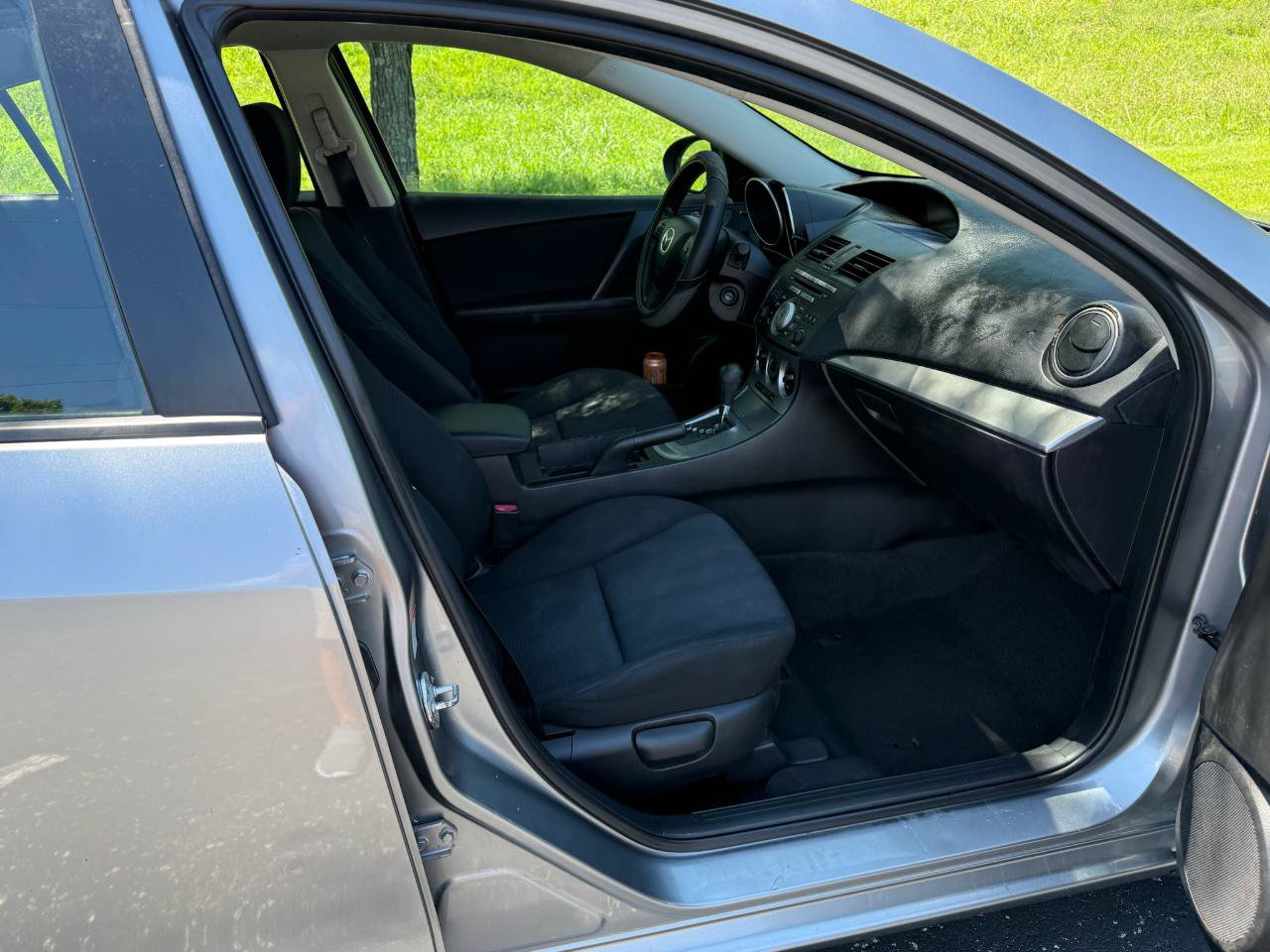 Used 2010 MAZDA MAZDA3 i Touring FWD image 22