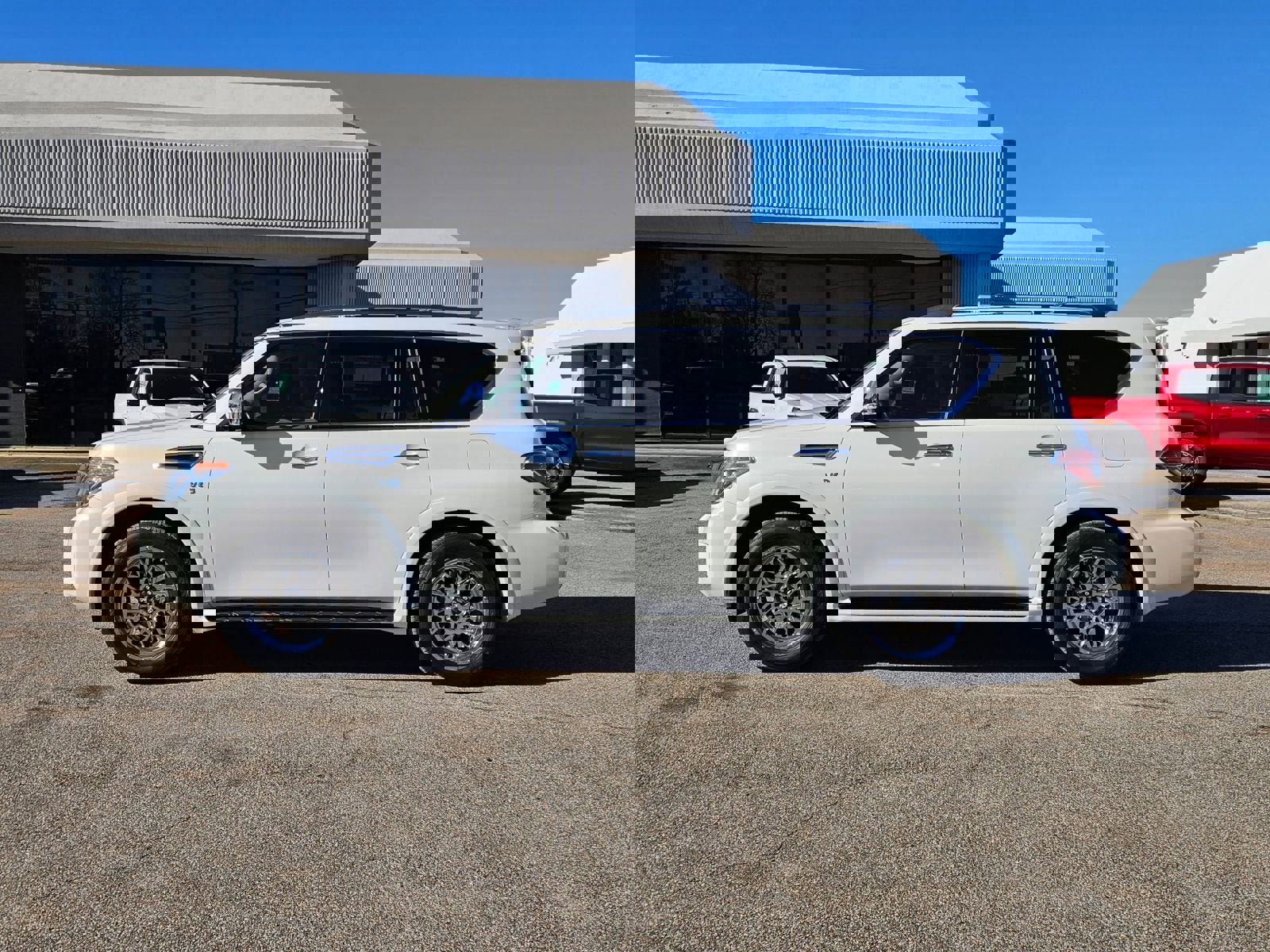 Used 2020 Nissan Armada Platinum w/ Captain's Chairs Package image 2