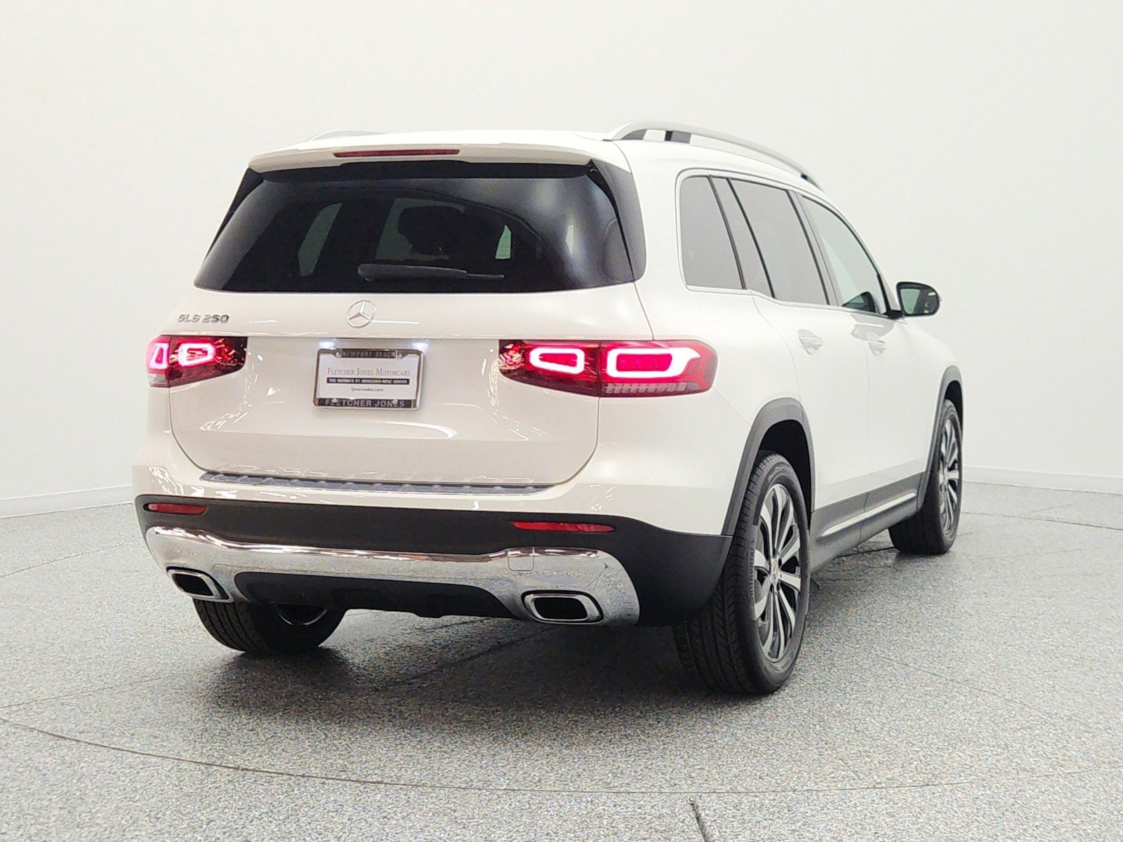Used 2022 Mercedes-Benz GLB 250 image 6