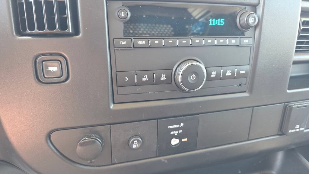 Used 2025 GMC Savana 2500 w/ Driver Convenience Package RWD image 28