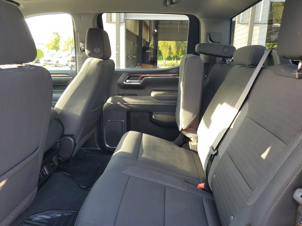 Used 2025 Chevrolet Silverado 1500 LT RWD image 11
