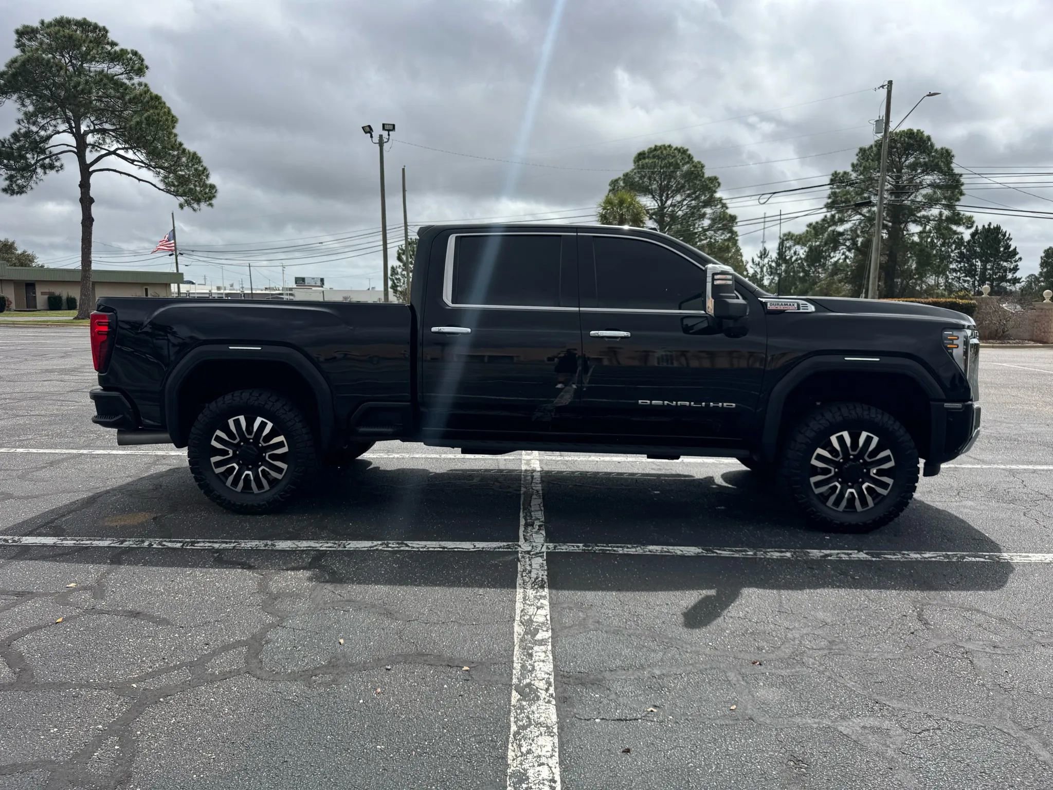 Used 2024 GMC Sierra 2500 Denali AWD/4WD image 5