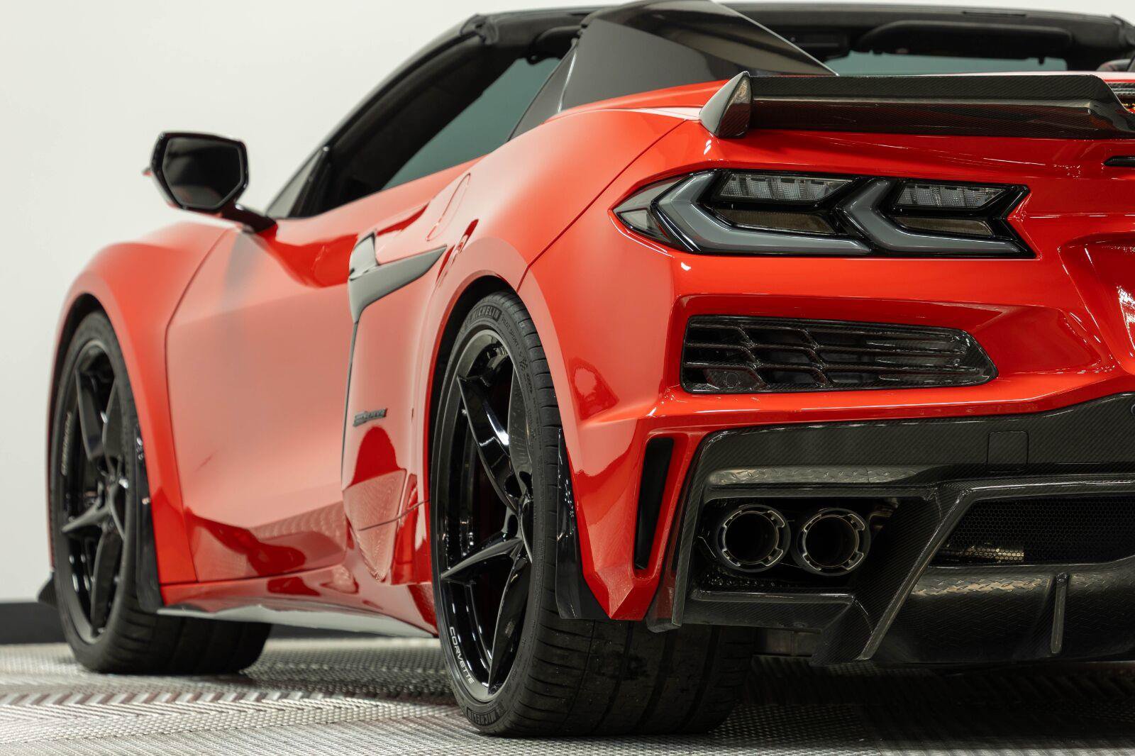 Used 2024 Chevrolet Corvette E-Ray AWD/4WD image 25