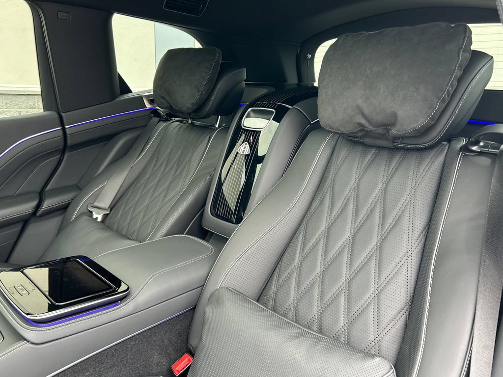 New 2026 Mercedes-Benz Maybach GLS 600 4MATIC image 24