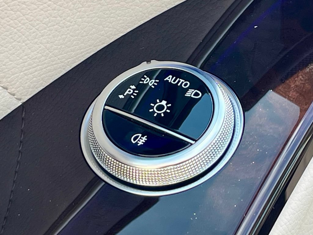 Certified 2026 Mercedes-Benz S 580 4MATIC Sedan image 38