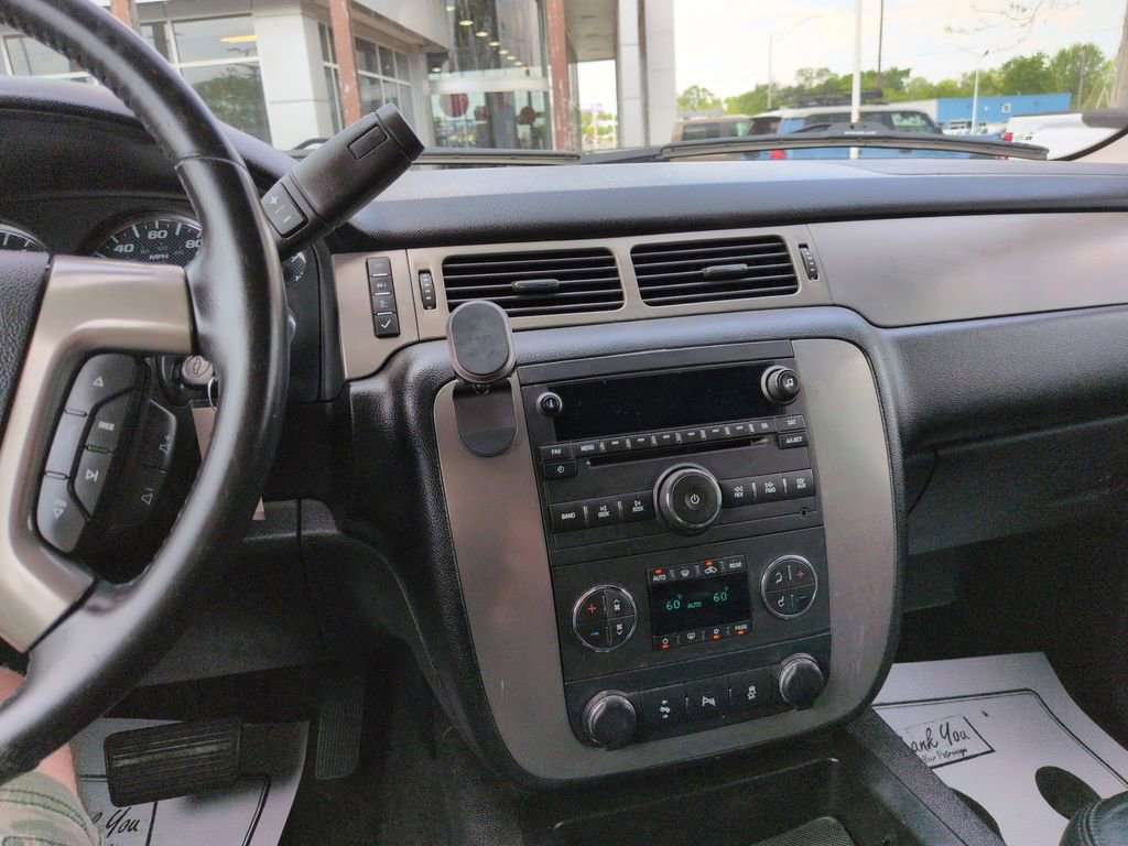 Used 2012 Chevrolet Tahoe LT w/ Suspension Package, Off-Road AWD/4WD image 17