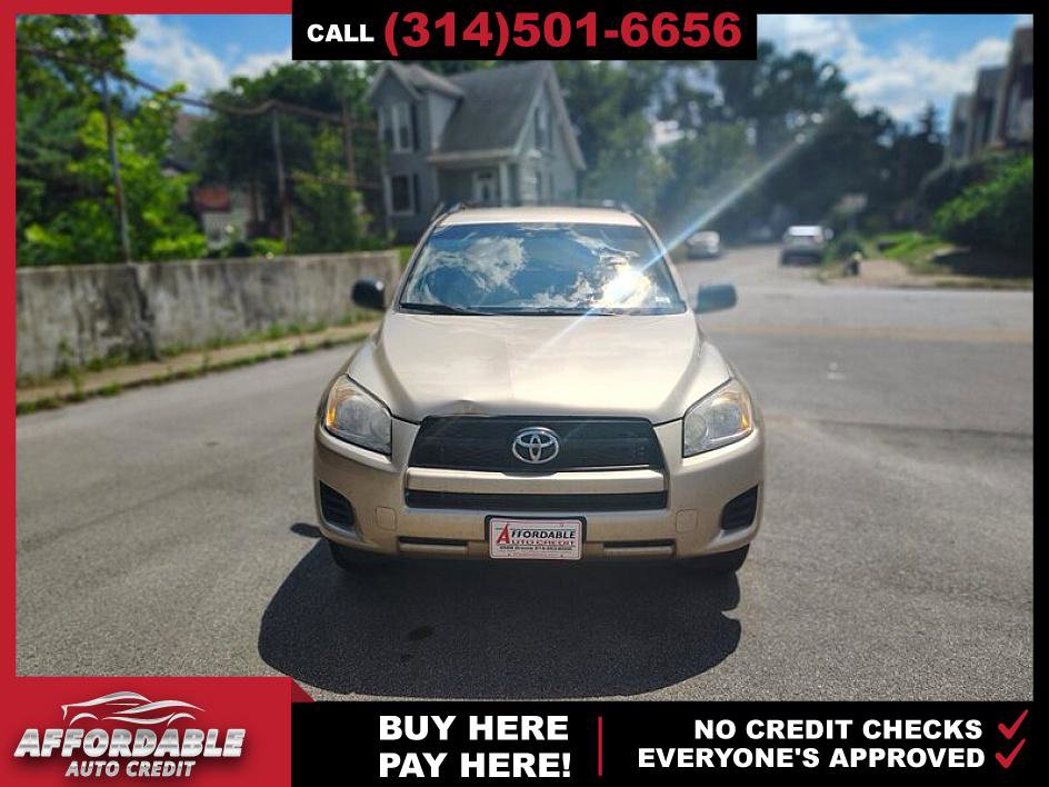 Used 2012 Toyota RAV4 4WD image 2
