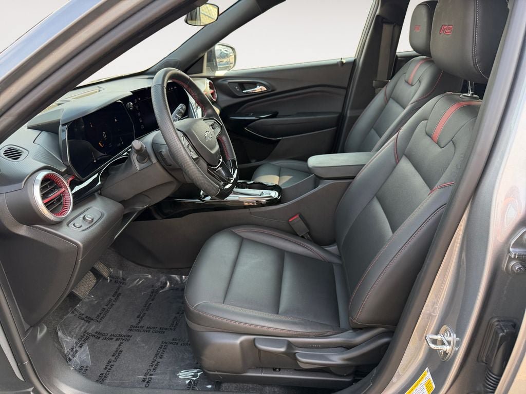 Used 2024 Chevrolet Trax RS w/ Driver Confidence Package FWD image 6