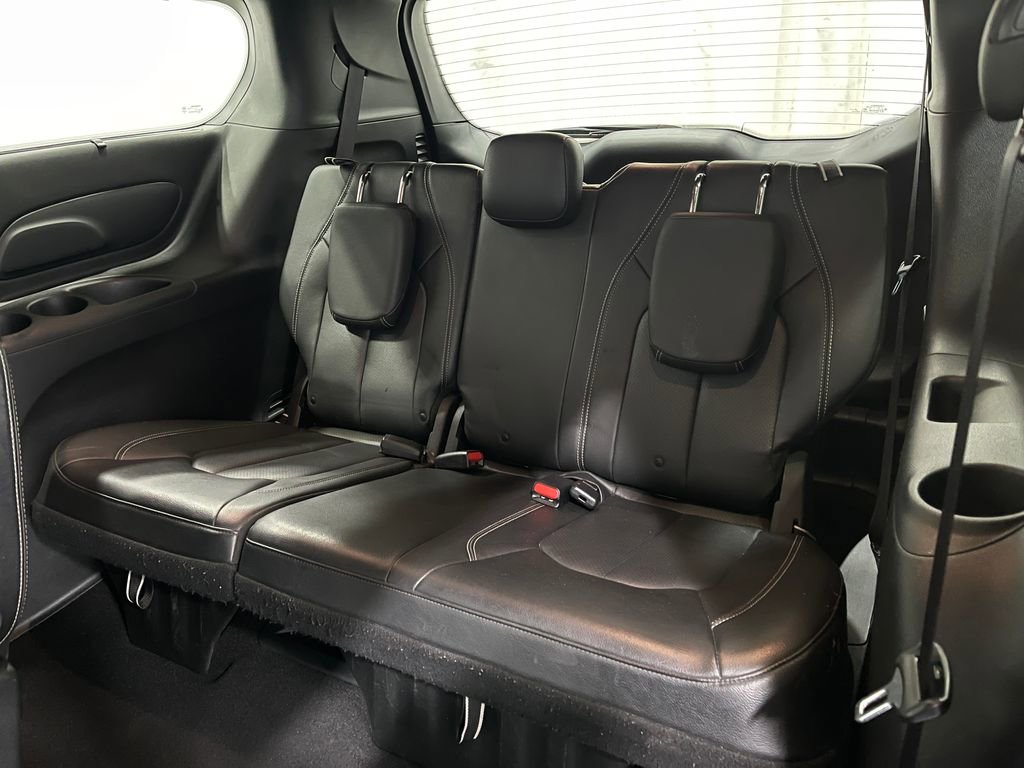 Used 2020 Chrysler Pacifica Touring-L w/ Advanced Safetytec Group image 31