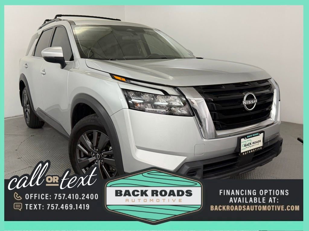 Used 2023 Nissan Pathfinder SV