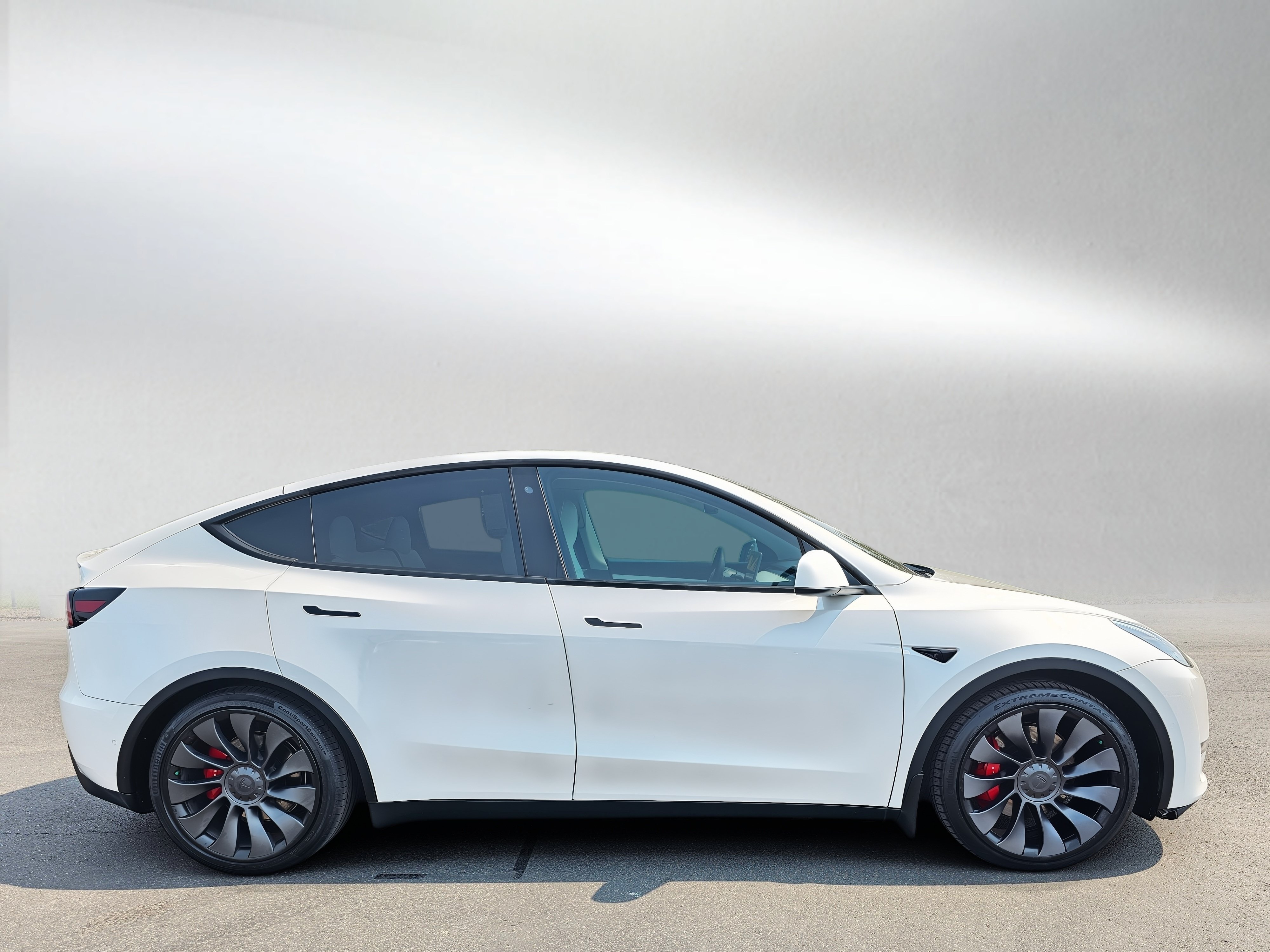 Used 2020 Tesla Model Y Performance AWD/4WD image 6
