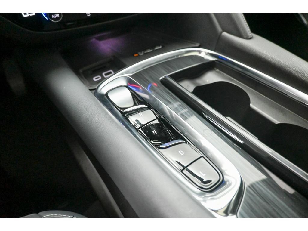 Used 2024 Buick Enclave Essence w/ Experience Buick Package image 14