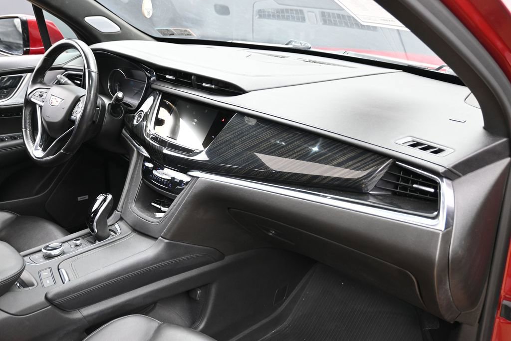 Used 2022 Cadillac XT6 Premium Luxury FWD image 31