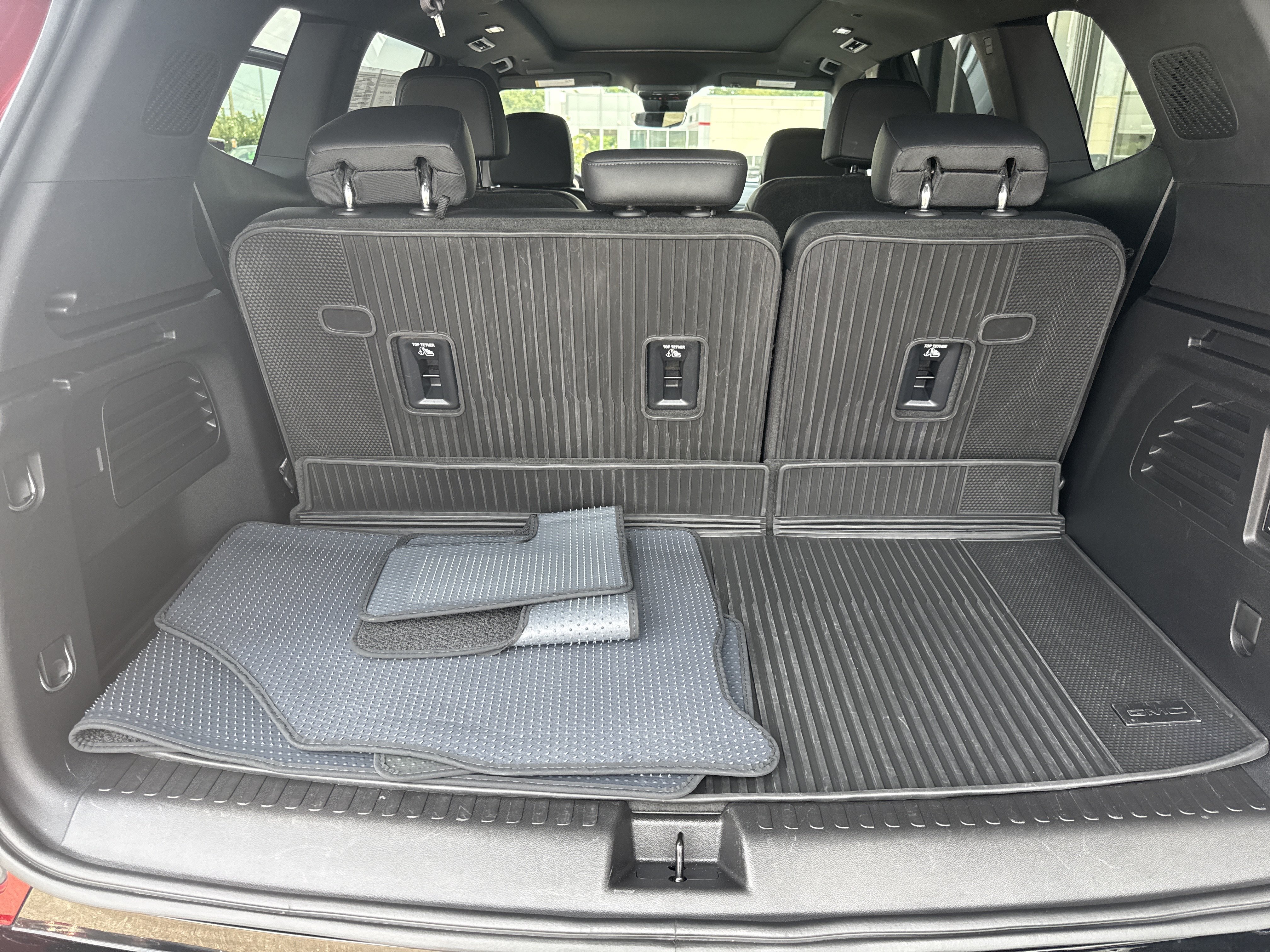 Used 2024 GMC Acadia Denali w/ Super Cruise Package FWD image 13