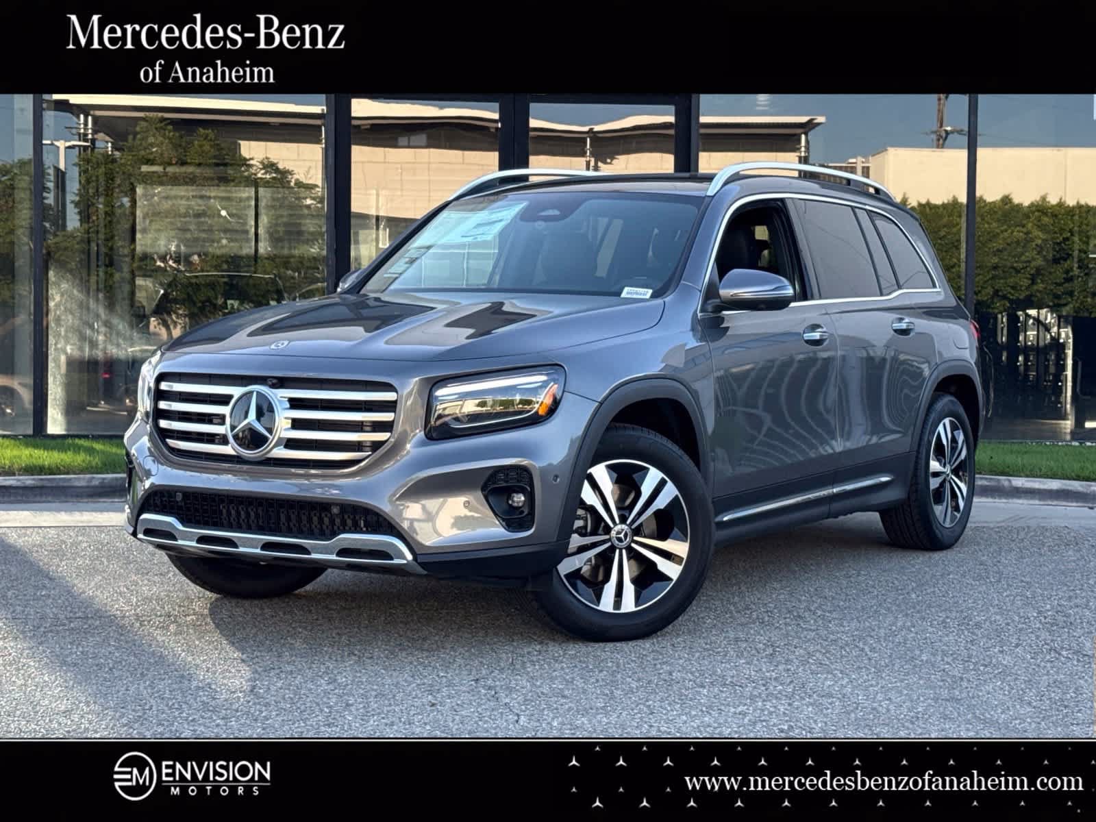 New 2026 Mercedes-Benz GLB 250 4MATIC image 1