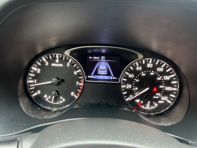 Used 2020 Nissan Pathfinder SL image 16