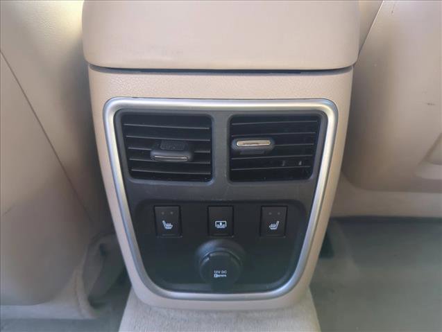 Used 2014 Chrysler 300 C image 24