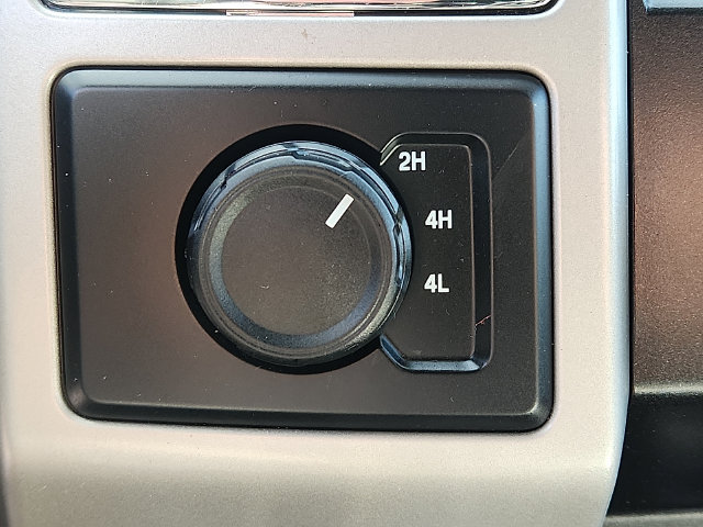 Used 2021 Ford F250 Lariat w/ Lariat Value Package AWD/4WD image 24