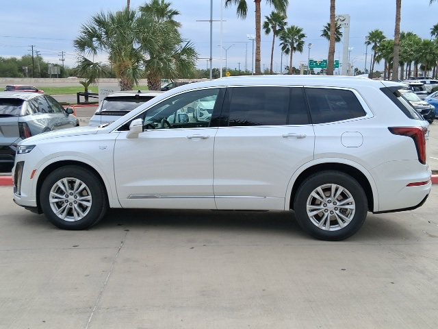 Used 2023 Cadillac XT6 Luxury image 3