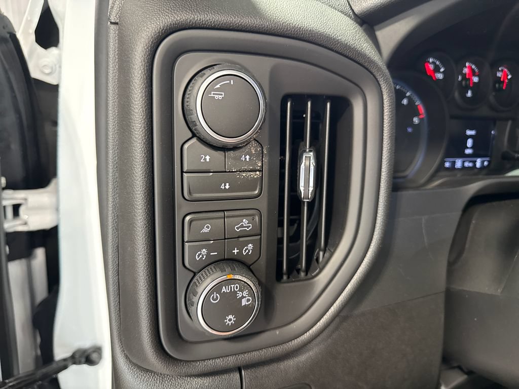 New 2026 Chevrolet Silverado 2500 Custom w/ Custom Value Package AWD/4WD image 9