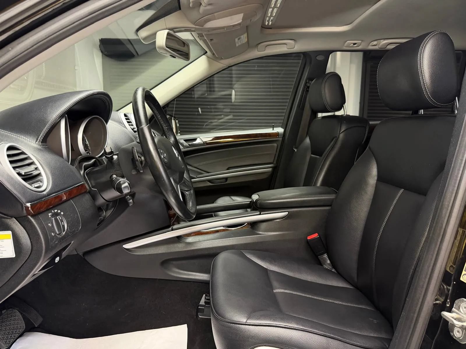 Used 2012 Mercedes-Benz GL 450 4MATIC w/ Premium 1 Pkg image 31