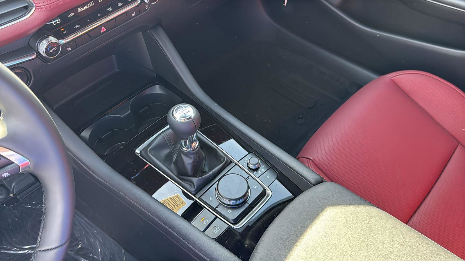 New 2026 MAZDA MAZDA3 2.5 S Hatchback w/ Premium Pkg image 18