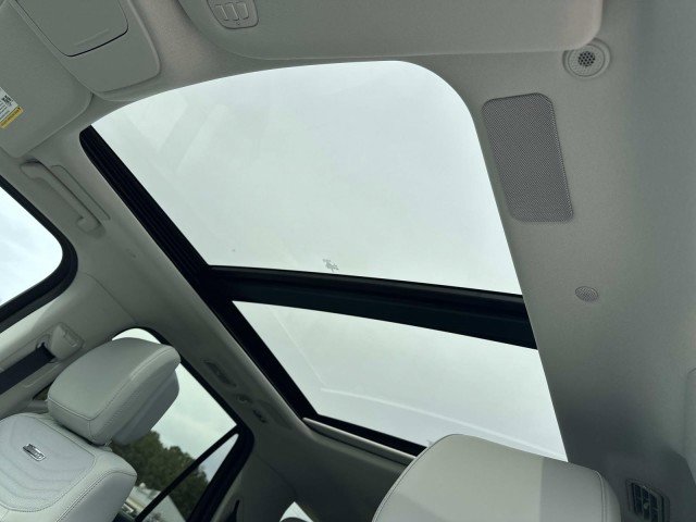 New 2026 Ford Expedition Max Platinum w/ Platinum Ultimate Package AWD/4WD image 31