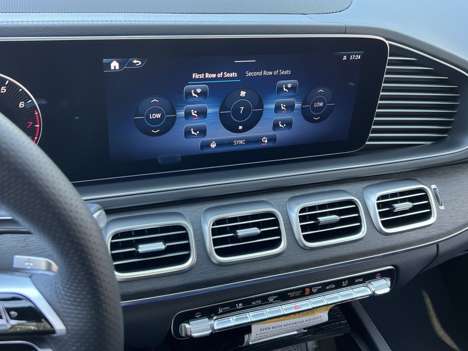 New 2026 Mercedes-Benz GLS 450 4MATIC image 26