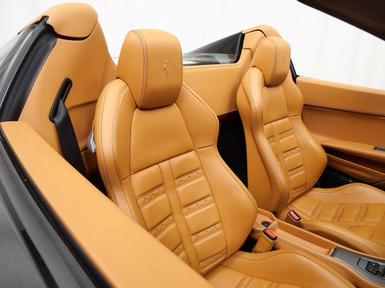 Certified 2015 Ferrari 458 Spider image 14