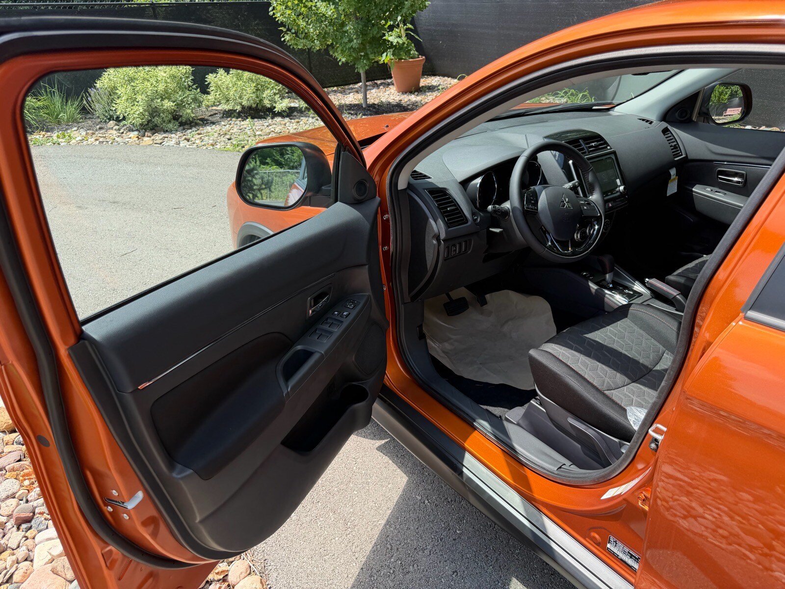 New 2026 Mitsubishi Outlander Sport LE AWD/4WD image 19