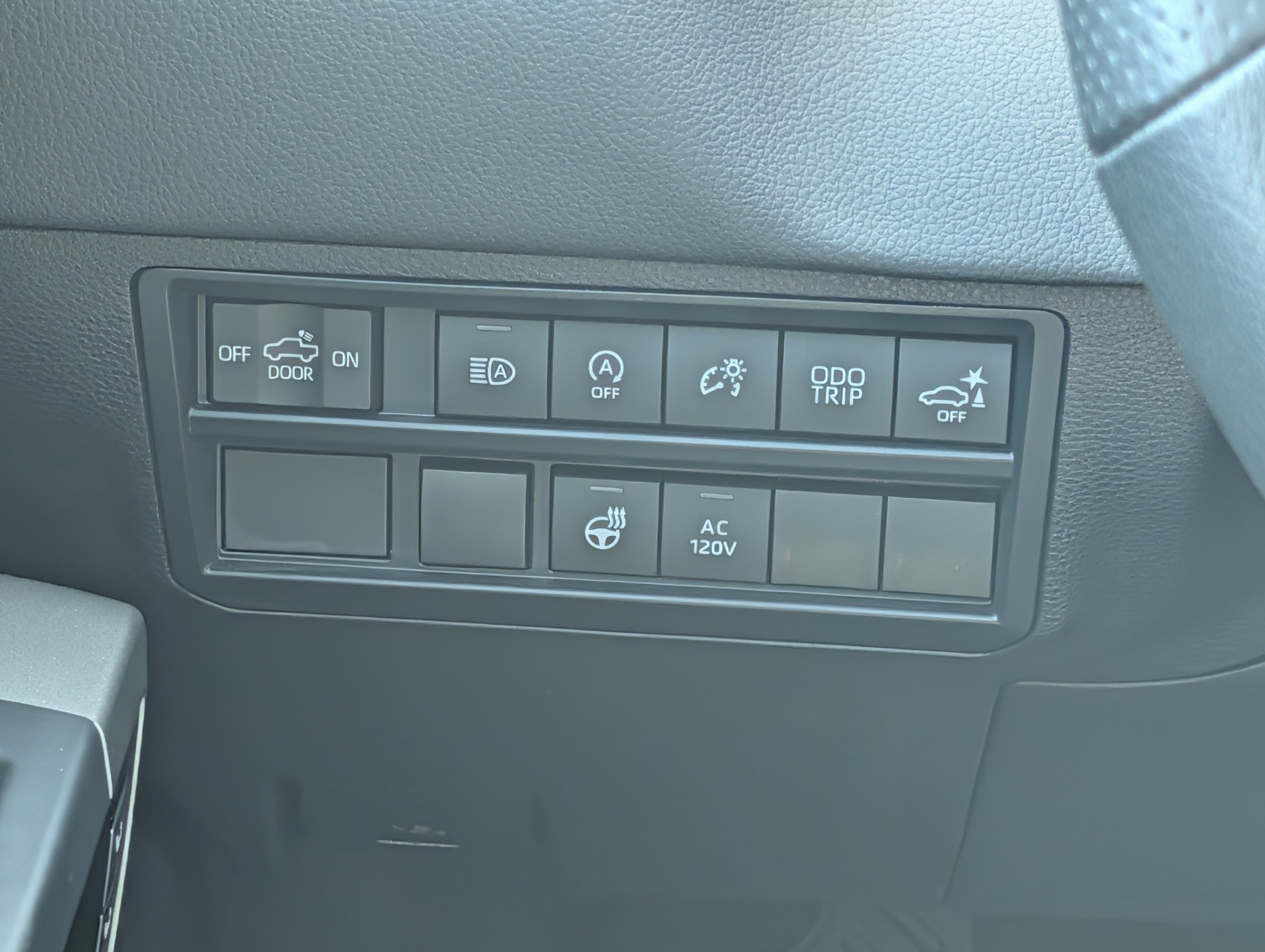 Used 2024 Toyota Tundra Limited AWD/4WD image 27