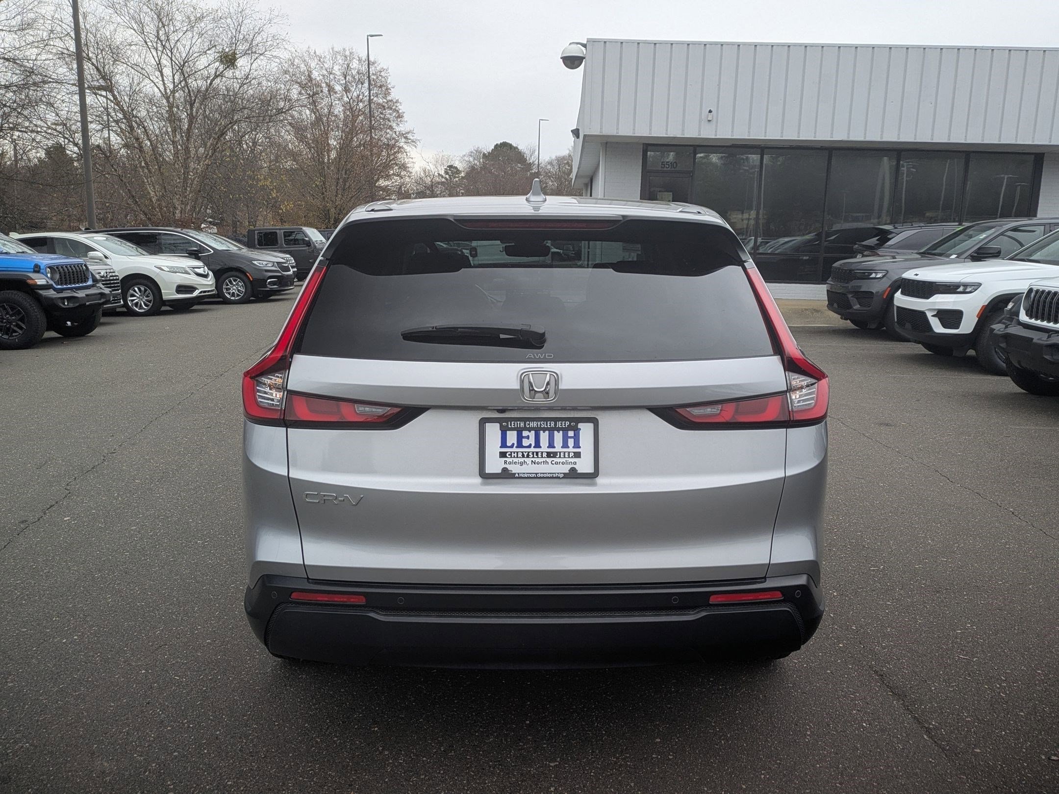 Used 2023 Honda CR-V EX-L image 6