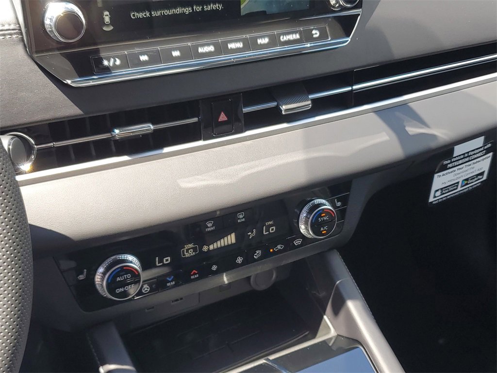 New 2025 Mitsubishi Outlander SEL Black Edition image 32