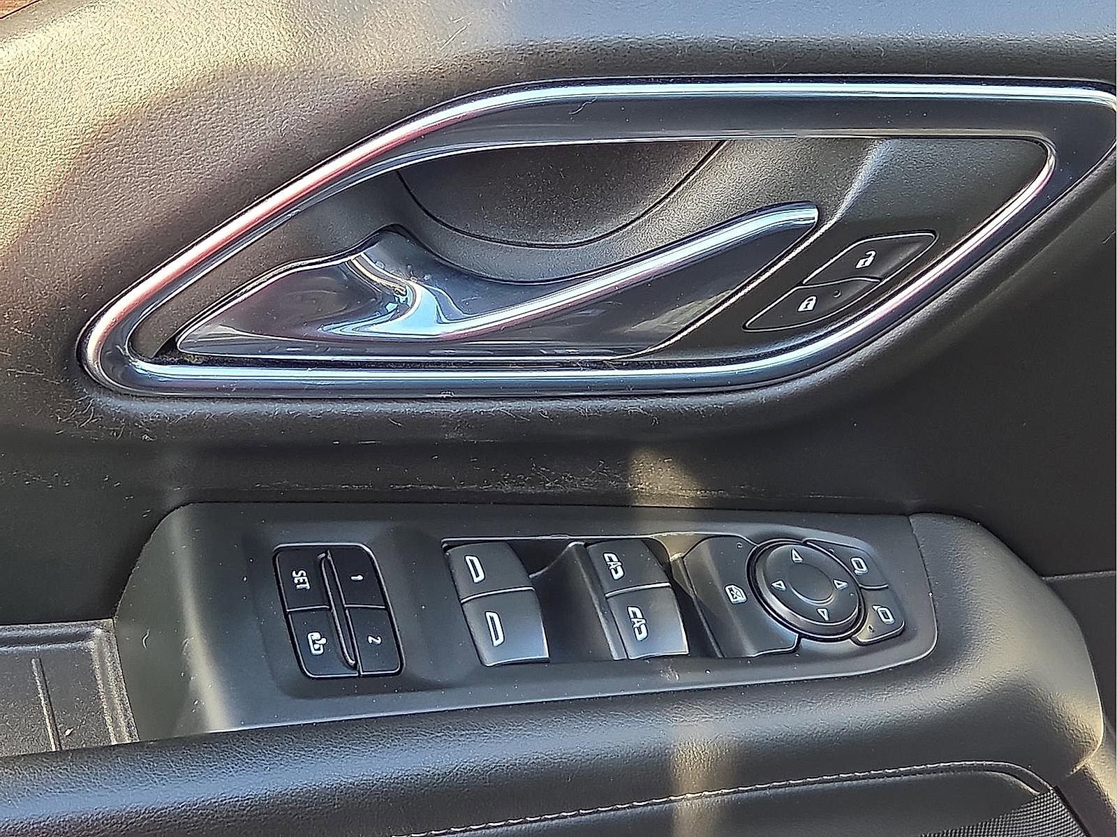 Used 2023 Chevrolet Tahoe LT image 14