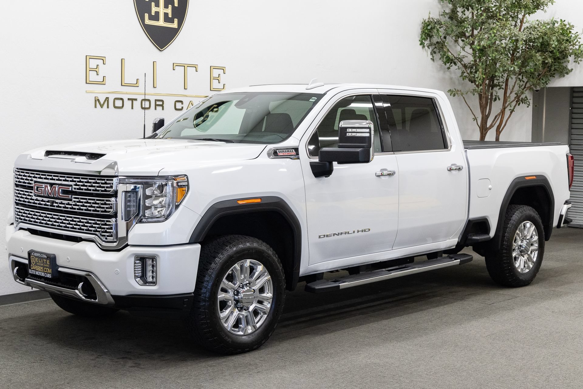 Used 2021 GMC Sierra 2500 Denali w/ Denali Ultimate Package AWD/4WD image 1