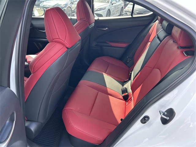 Used 2024 Lexus UX 250h F Sport image 20