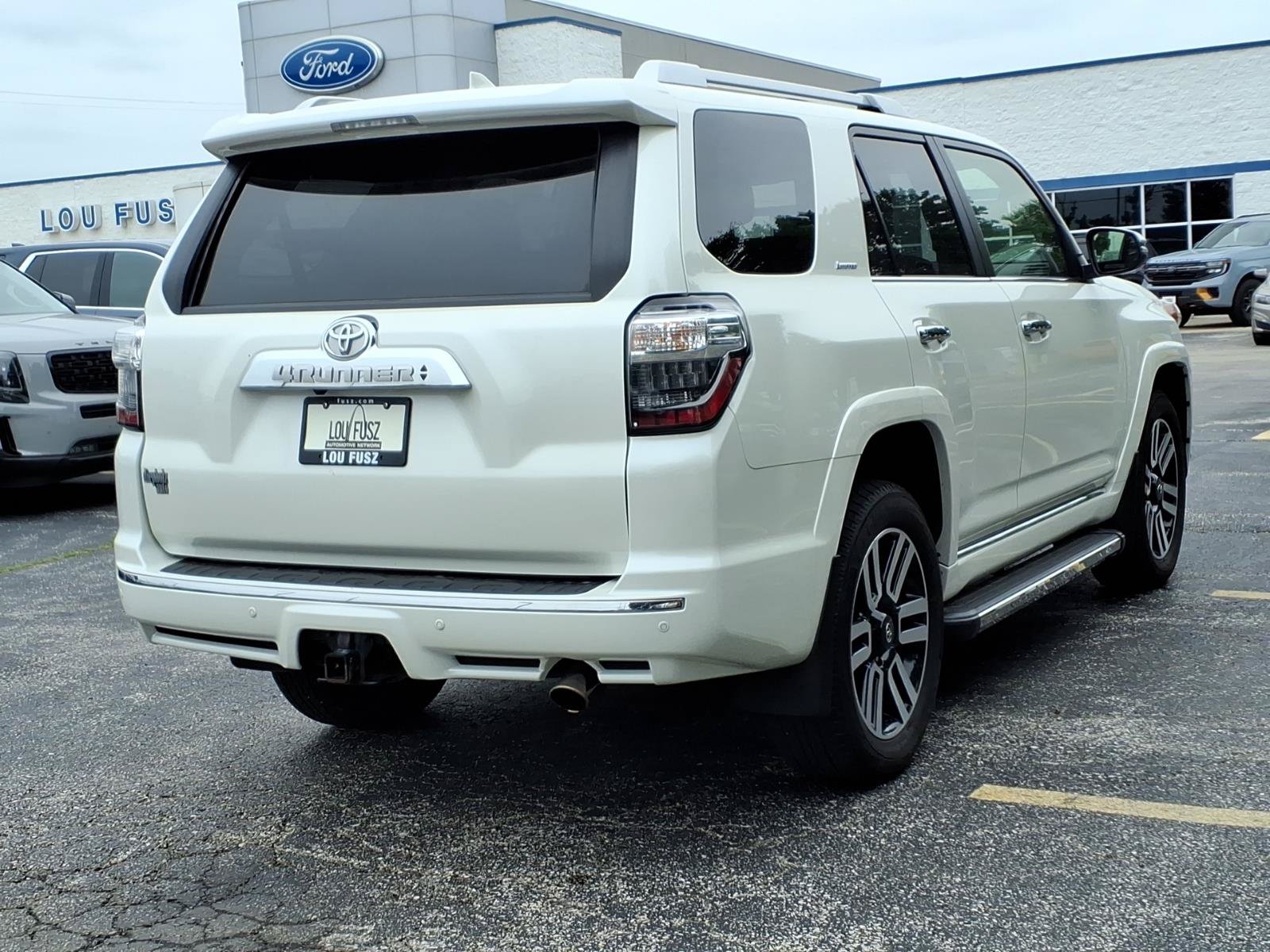 Used 2023 Toyota 4Runner Limited AWD/4WD image 29