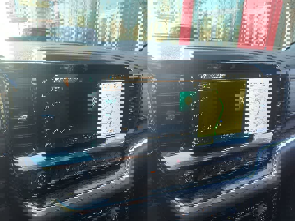 Used 2025 Chevrolet Silverado 1500 LT Trail Boss w/ Protection Package image 16