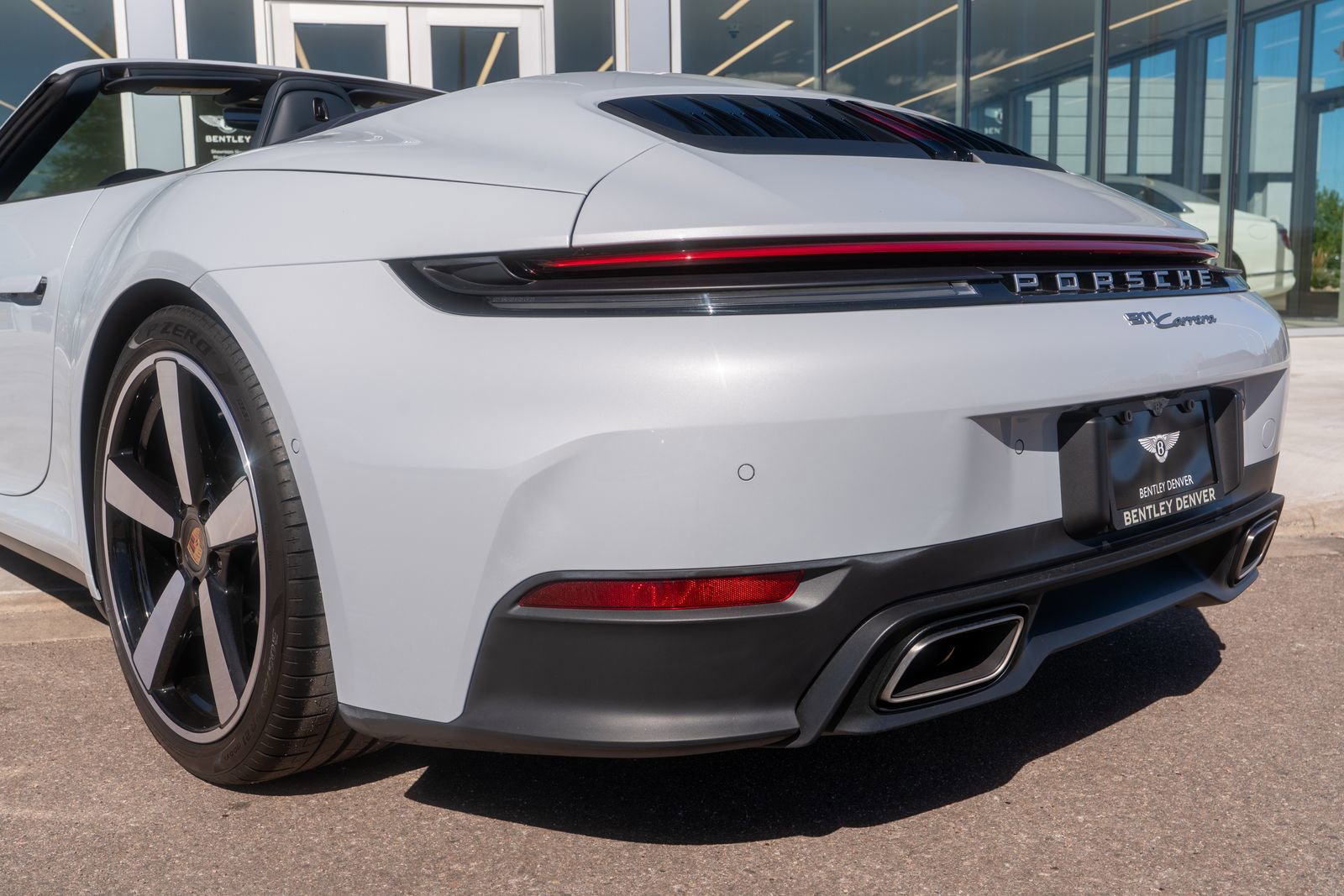 Used 2025 Porsche 911 Carrera image 14