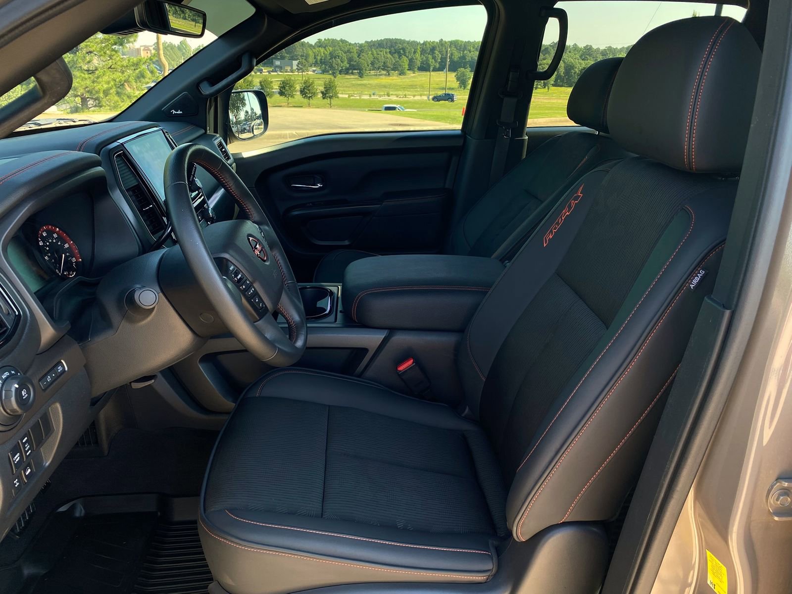Used 2023 Nissan Titan PRO-4X w/ Pro-4x Utility Package AWD/4WD image 14