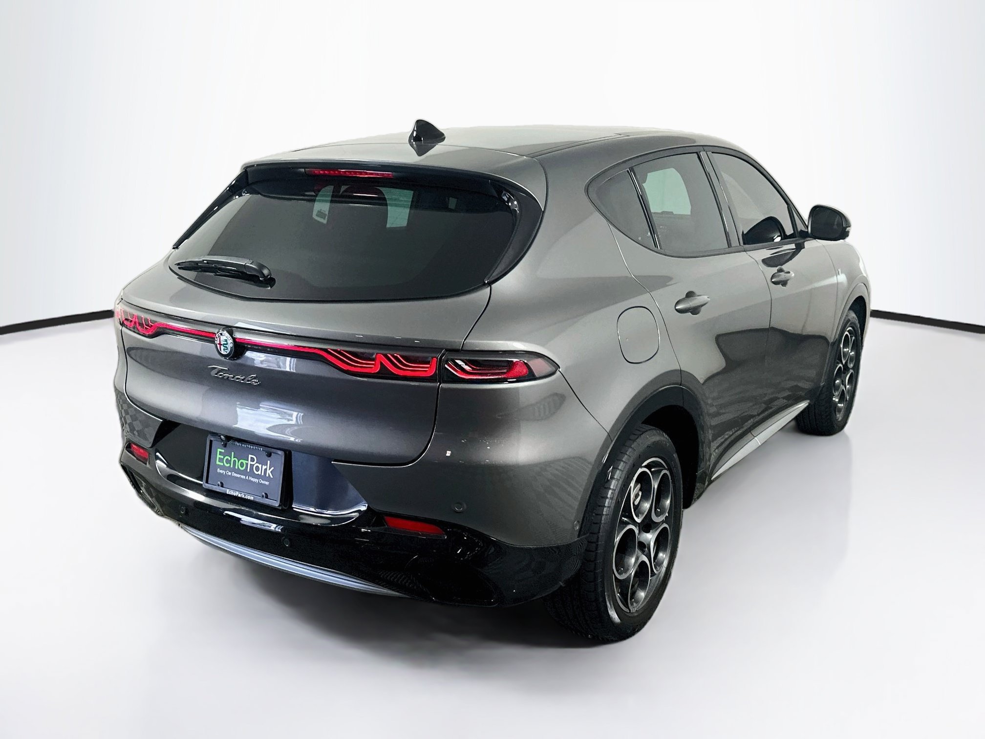 Used 2024 Alfa Romeo Tonale Ti w/ Active Assist Package AWD/4WD image 9