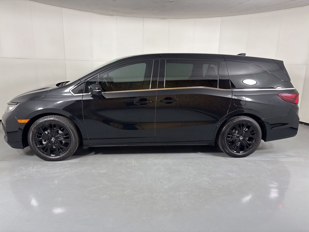 Used 2025 Honda Odyssey Sport-L image 5