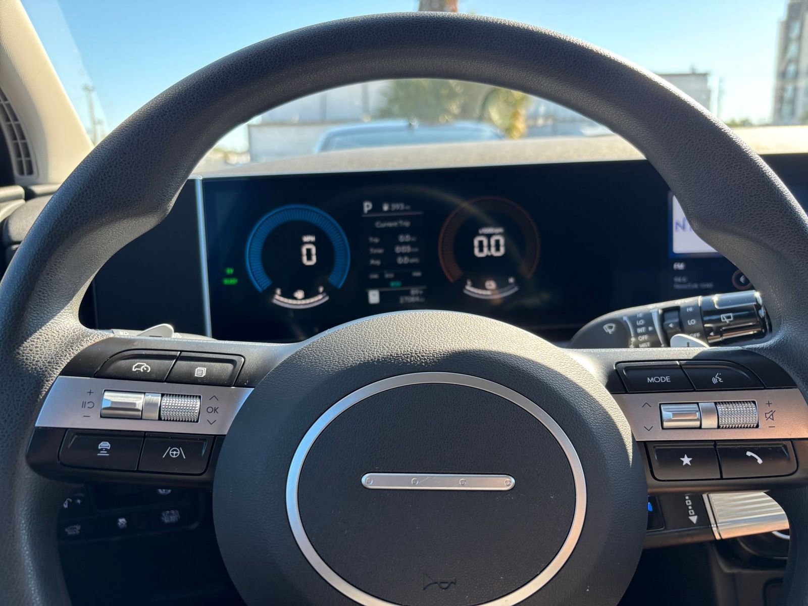 Used 2025 Hyundai Tucson Blue image 28