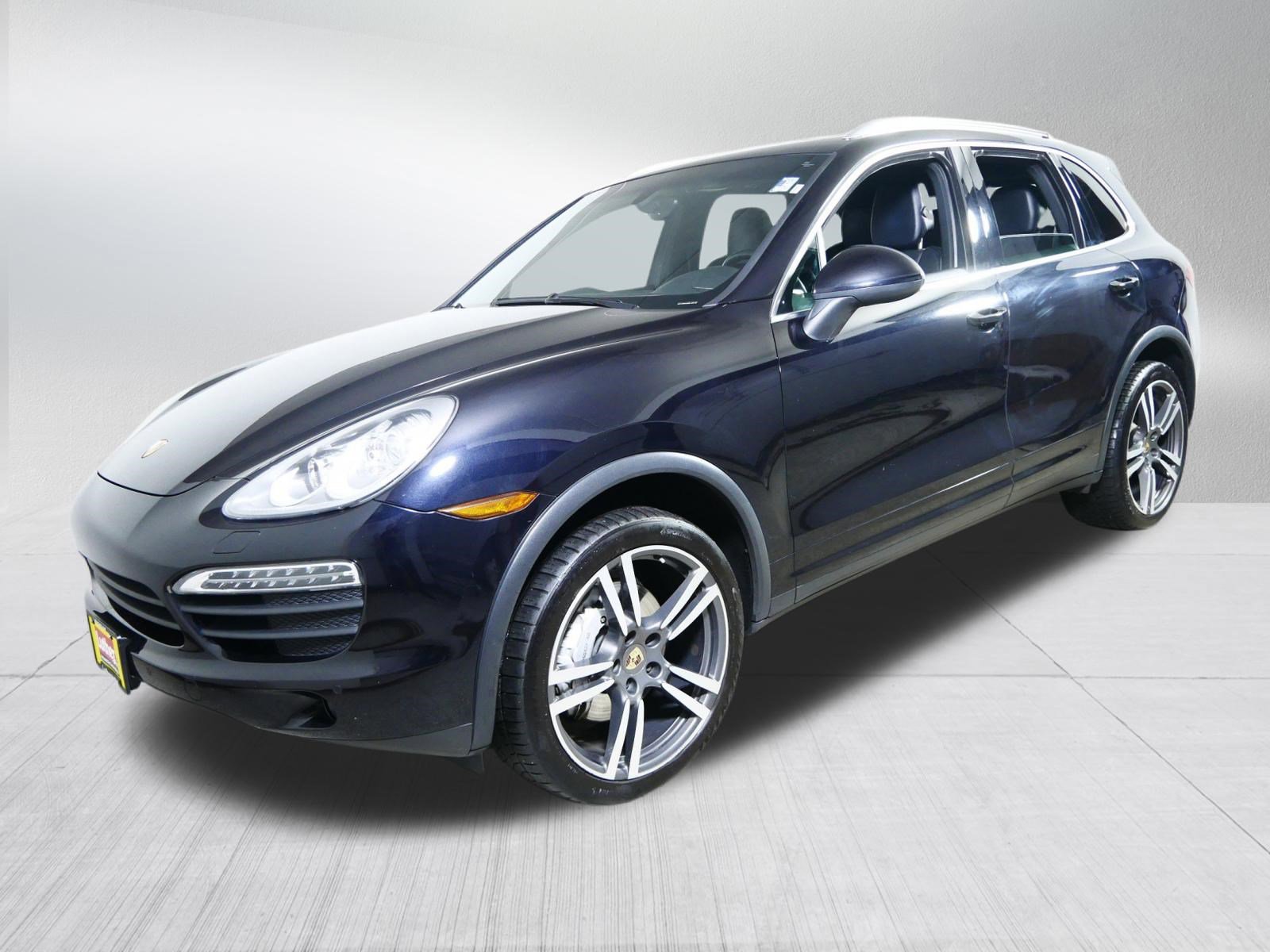 Used 2013 Porsche Cayenne S image 3